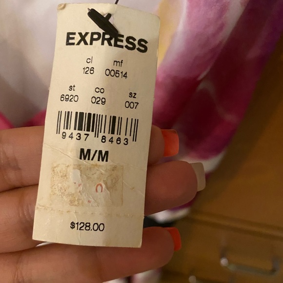 Floral dress. Never worn - Picture 4 of 4